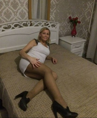Я живу в Москве и готова воплотить твои самые сокровенные фантазии в реальность. Мои услуги включают разнообразное эротическое массажное и ласковое ласкание. Моменты со мной будут наполнены страстью, нежностью и искушением. У меня есть отличные отзывы и фото, чтобы убедиться в моей привлекательности и опыте. Присоединяйся ко мне, и насладись волшебными моментами, которые оставят тебя желающим еще. 💋✨ Флавия